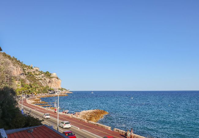 Studio in Menton - 18-« Château Saint Louis 3 » Vue Mer, Terrasse Studio in Menton - 18-« Château Saint Louis 3 » Vue Mer, Terrasse