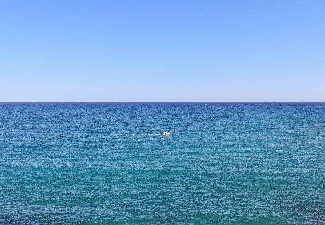 Studio in Menton - 18-« Château Saint Louis 3 » Vue Mer, Terrasse Studio in Menton - 18-« Château Saint Louis 3 » Vue Mer, Terrasse