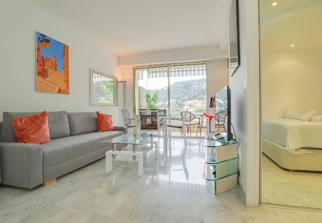 Apartment in Menton - 8-« La Grande Résidence » Vue Mer, Piscine