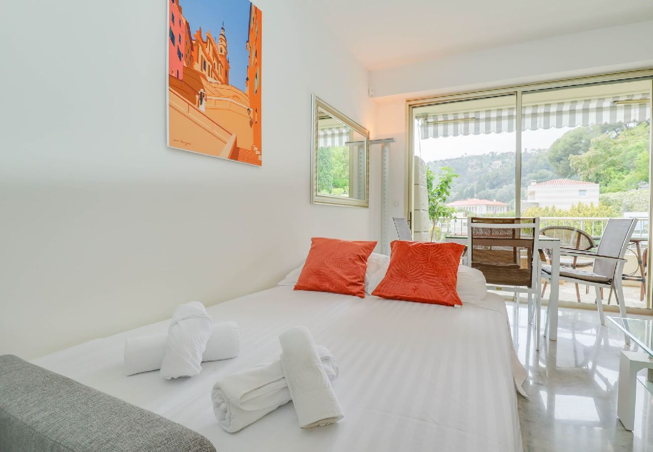 Apartment in Menton - 8-« La Grande Résidence » Vue Mer, Piscine