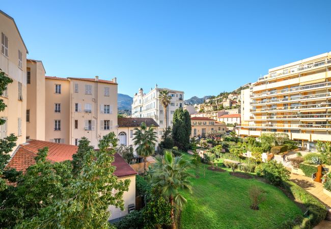 Studio in Menton - 72-"Charmant studio" Plein centre, Calme Studio in Menton - 72-"Charmant studio" Plein centre, Calme