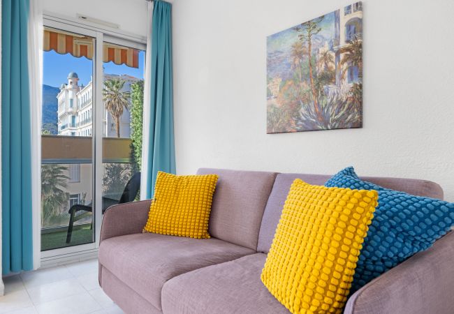 Studio in Menton - 72-"Charmant studio" Plein centre, Calme Studio in Menton - 72-"Charmant studio" Plein centre, Calme