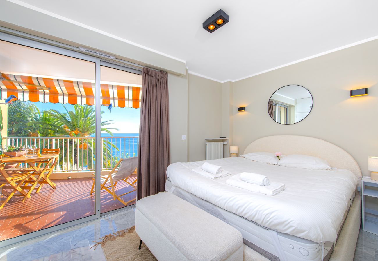 Apartment in Menton - 64-"Vue Mer Unique" Appartement Luxueux,