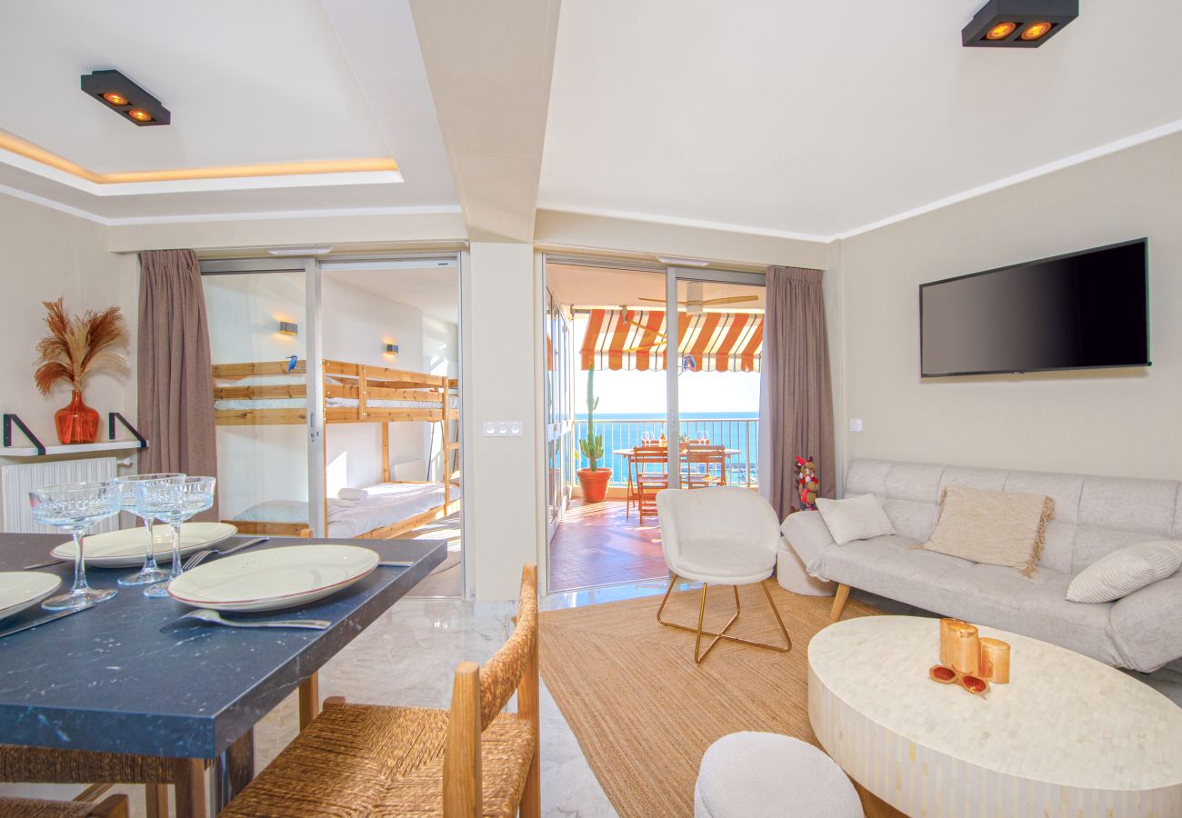Apartment in Menton - 64-"Vue Mer Unique" Appartement Luxueux,