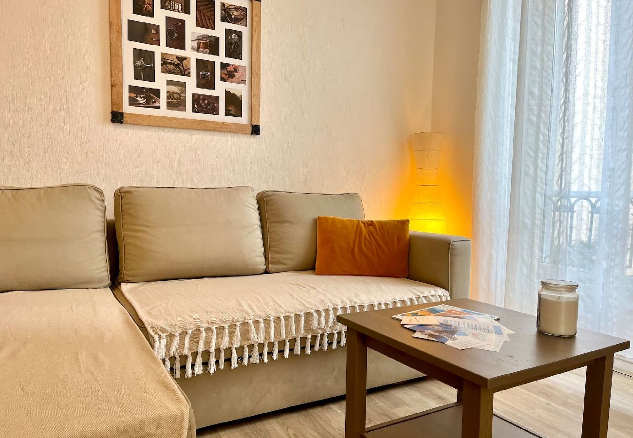 Apartment in Menton - 45-« Villa Coquette » Plein centre, Proche plage
