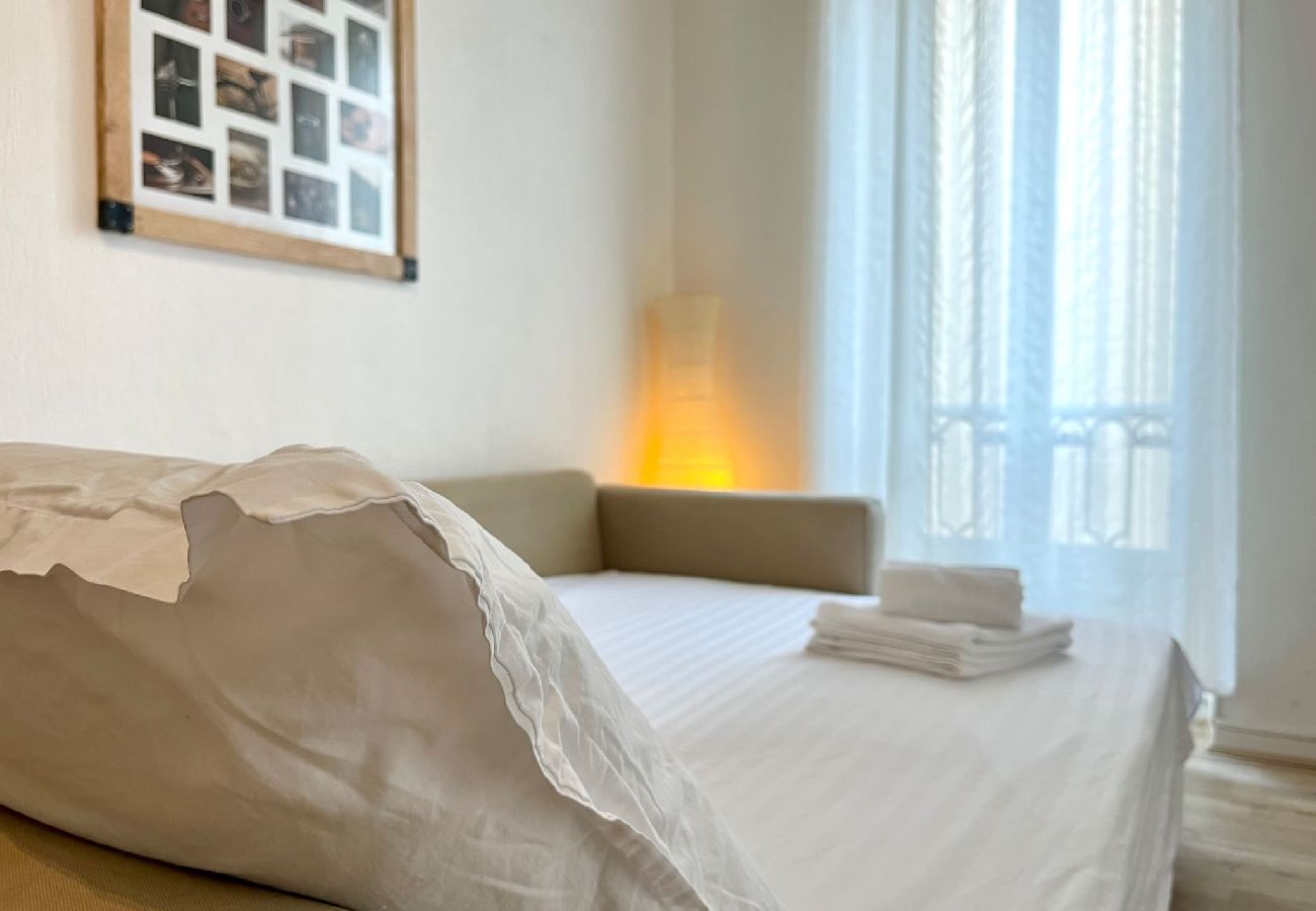 Apartment in Menton - 45-« Villa Coquette » Plein centre, Proche plage