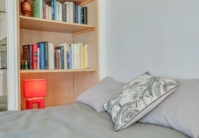 Studio in Roquebrune-Cap-Martin - 4-Cosy studio, proche Plage et Gare, vue Montagne Studio in Roquebrune-Cap-Martin - 4-Cosy studio, proche Plage et Gare, vue Montagne