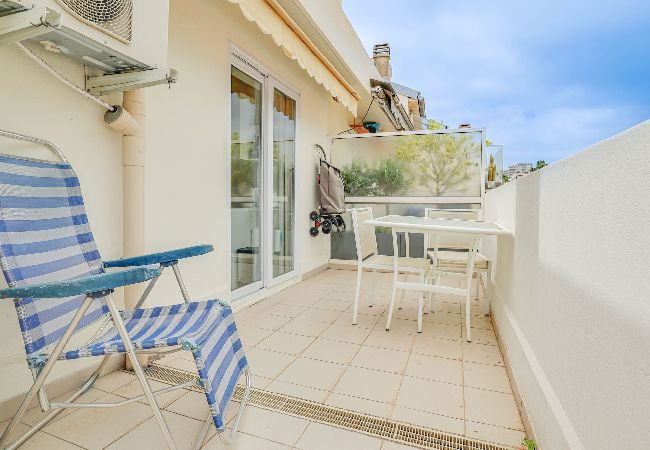 Studio in Roquebrune-Cap-Martin - 4-Cosy studio, proche Plage et Gare, vue Montagne Studio in Roquebrune-Cap-Martin - 4-Cosy studio, proche Plage et Gare, vue Montagne