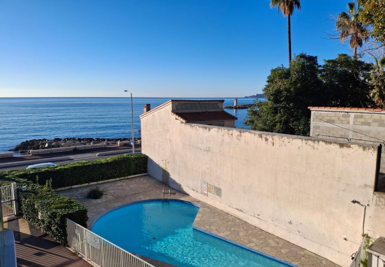 Studio in Menton - 51- « Hawai » Proche Mer, Calme, Piscine
