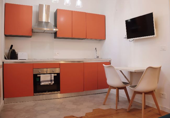 Studio in Menton - 2-« Le Massena » Plein Centre, Neuf, Proche Gare Studio in Menton - 2-« Le Massena » Plein Centre, Neuf, Proche Gare