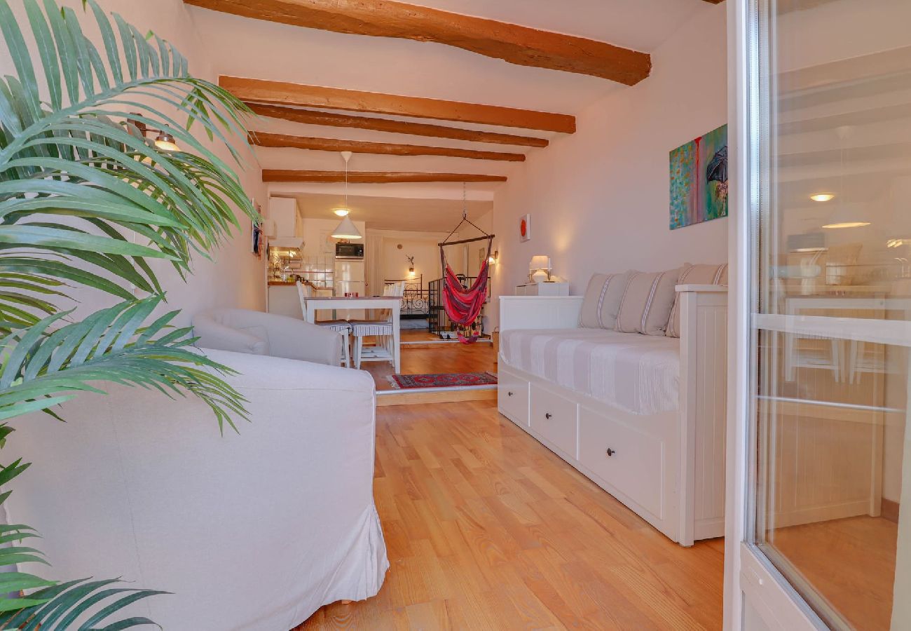 Studio in Menton - 14-La Belle Vue Mer Cozy Appartement, Centre, Pl