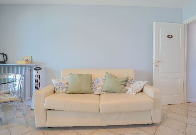 Apartment in Roquebrune-Cap-Martin - 50- "Splendide vue" Front de Mer, Terras Apartment in Roquebrune-Cap-Martin - 50- "Splendide vue" Front de Mer, Terras