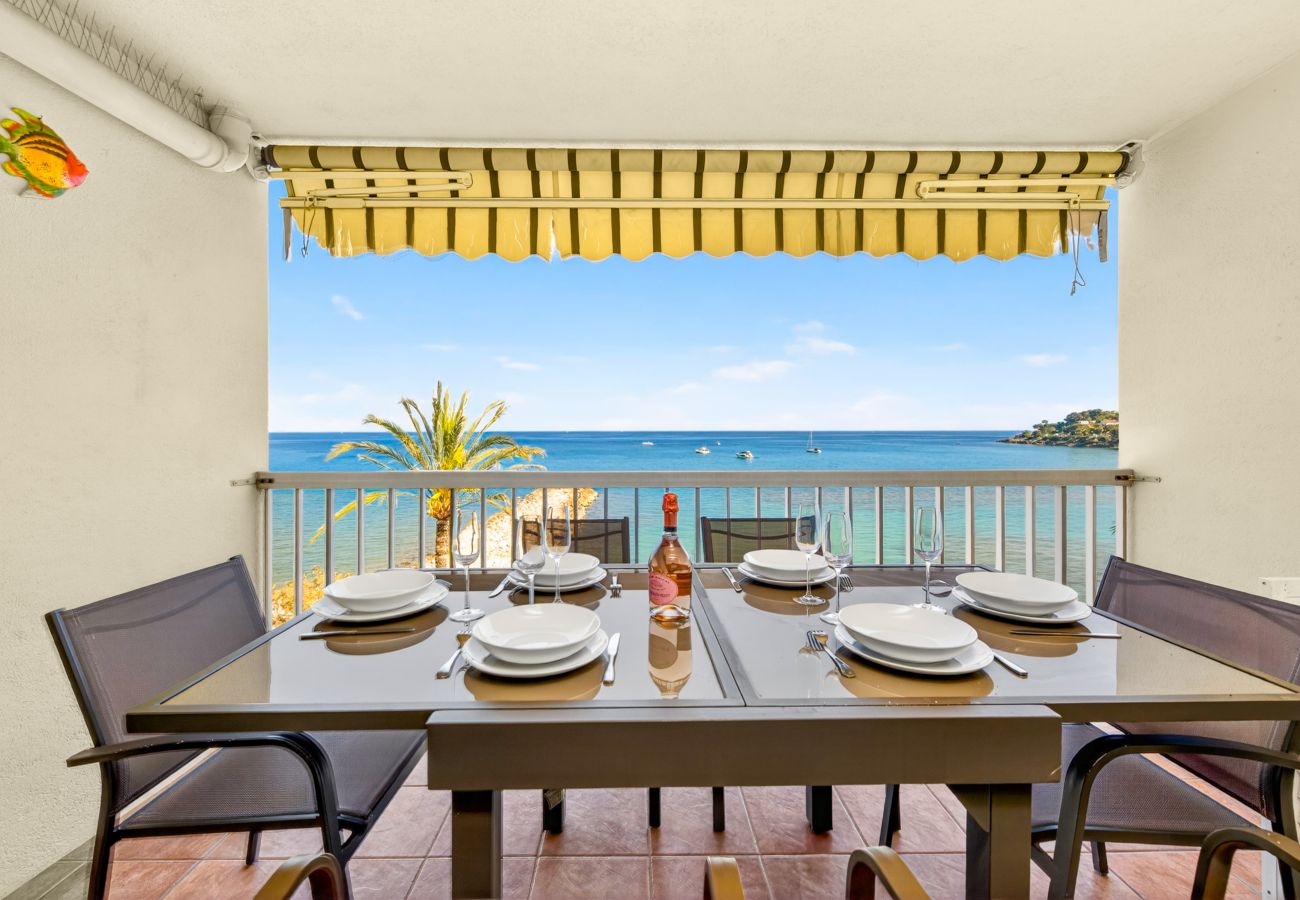 Apartment in Roquebrune-Cap-Martin - 50- "Splendide vue" Front de Mer, Terras