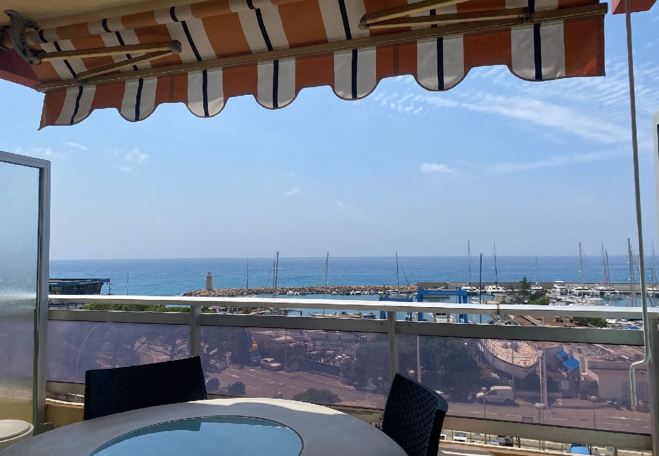 Studio in Menton - 77-Le diplomat, vue mer, cosy
