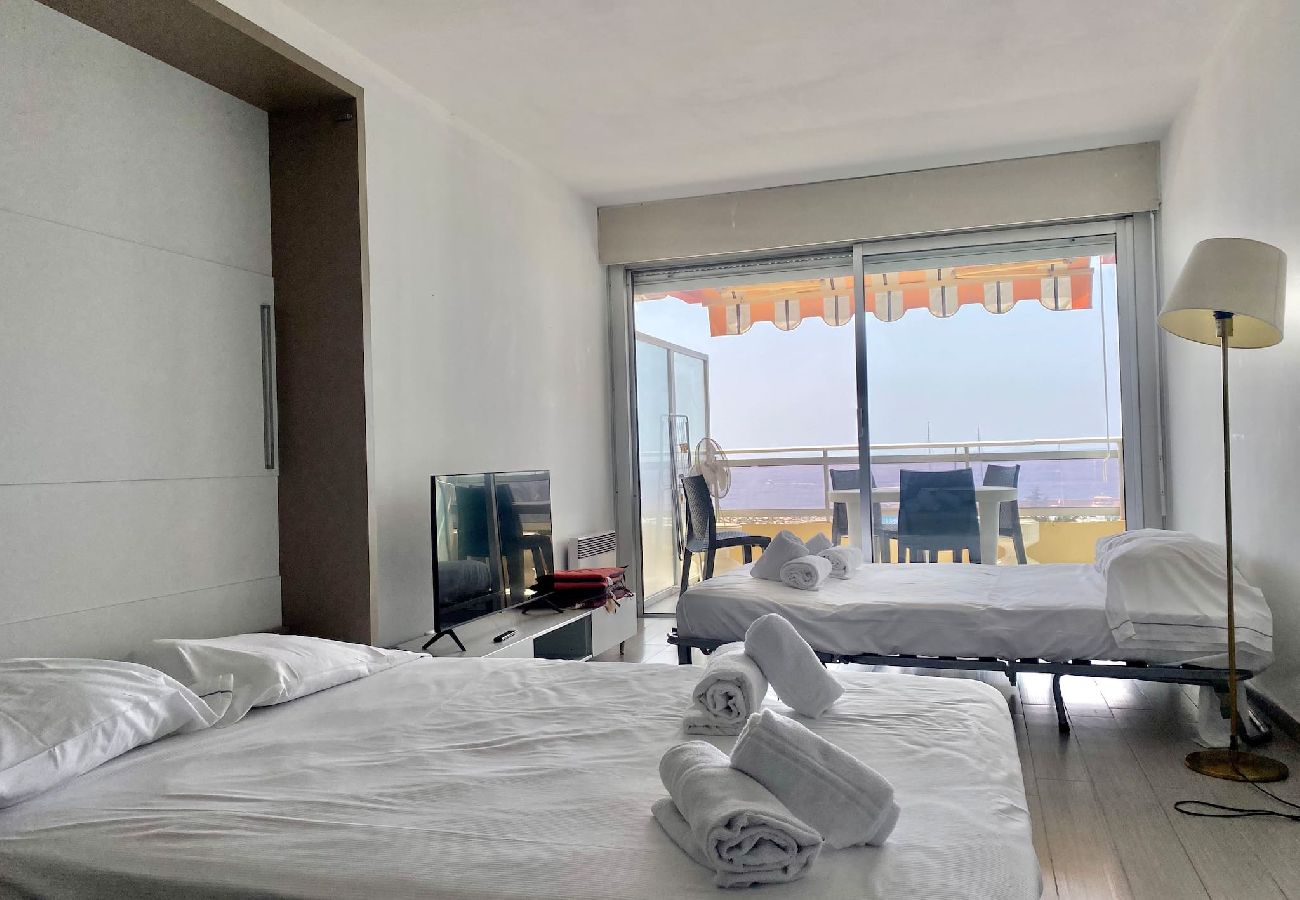 Studio in Menton - 77-Le diplomat, vue mer, cosy