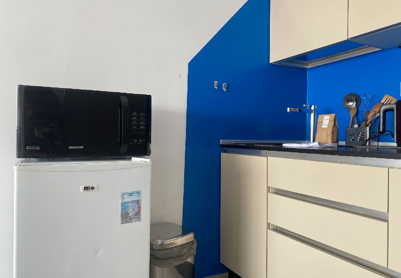 Studio in Menton - 77-Le diplomat, vue mer, cosy