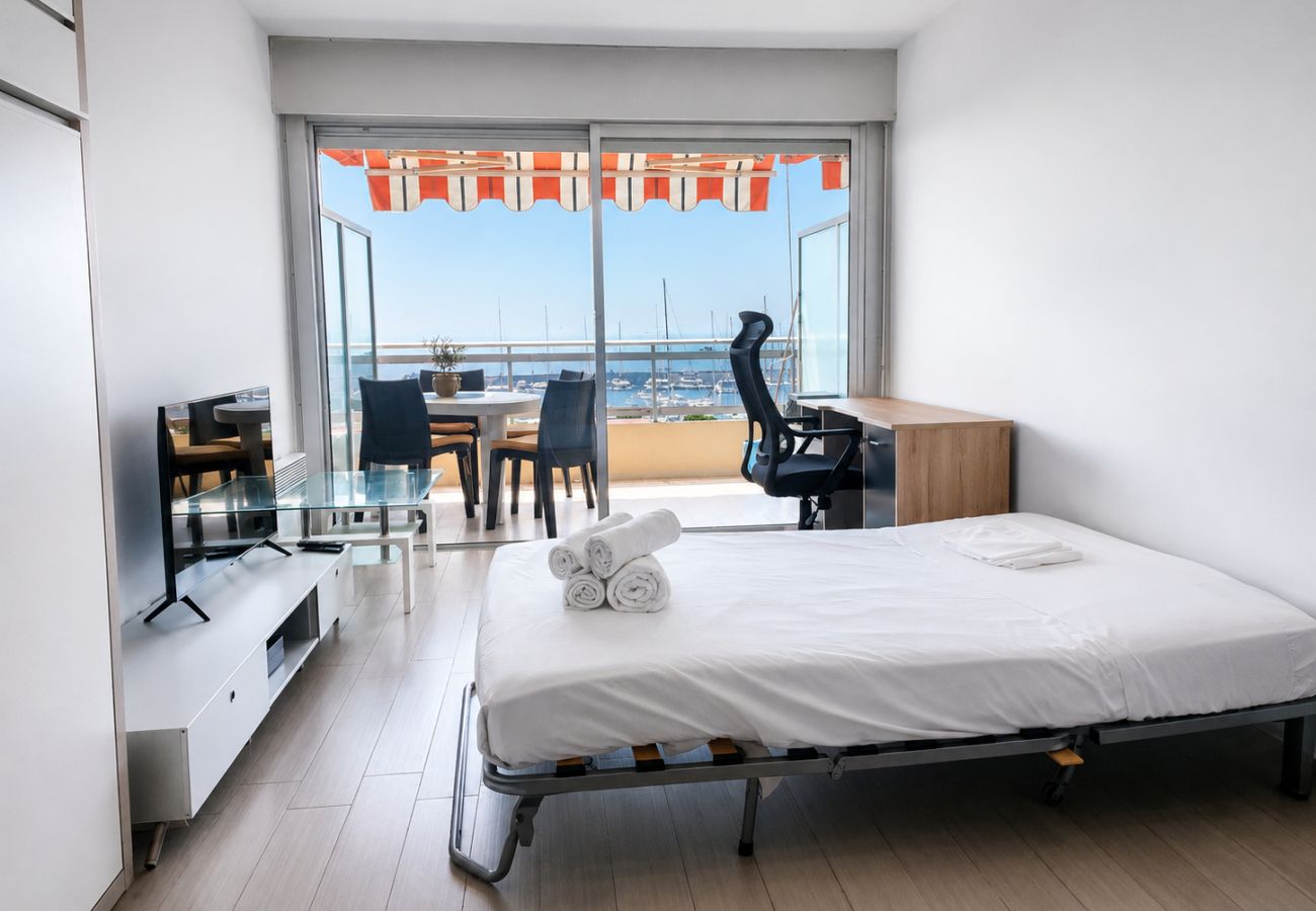 Studio in Menton - 77-Le diplomat, vue mer, cosy