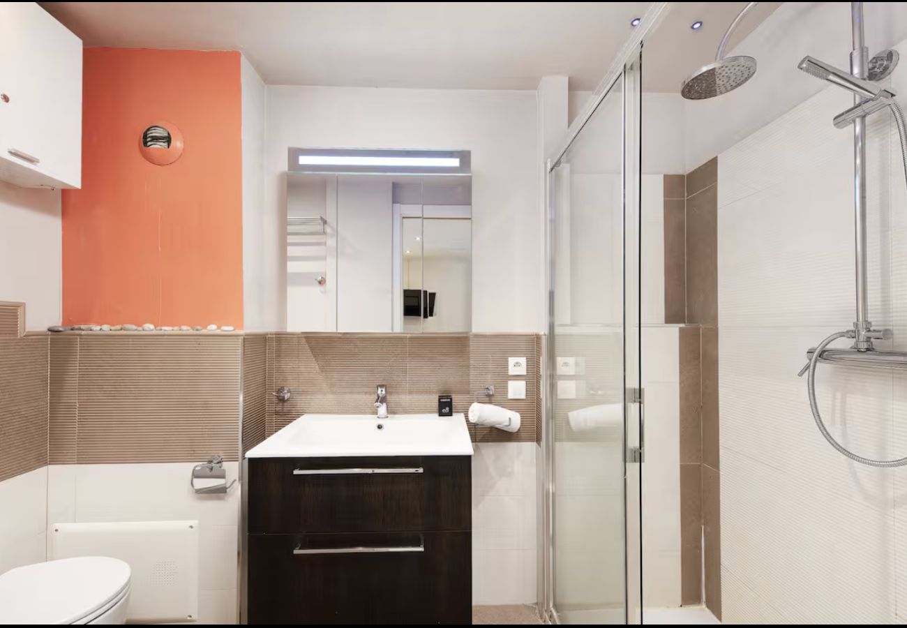 Apartment in Menton - 6-"Aux Rivages du Parc" Plein Centre, Ca