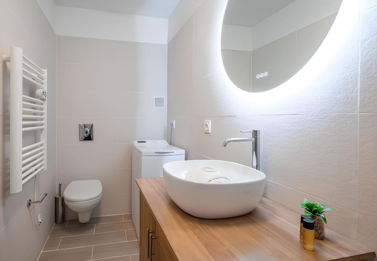 Apartment in Menton - 34-Cozy appartement Plein Centre, Proche Gare/pl