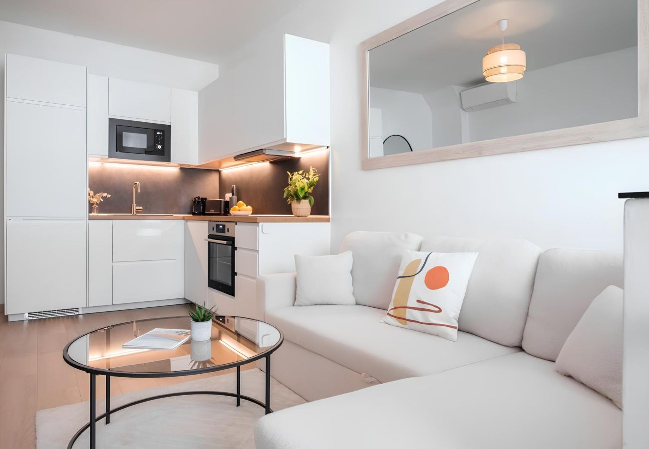 Apartment in Menton - 34-Cozy appartement Plein Centre, Proche Gare/pl