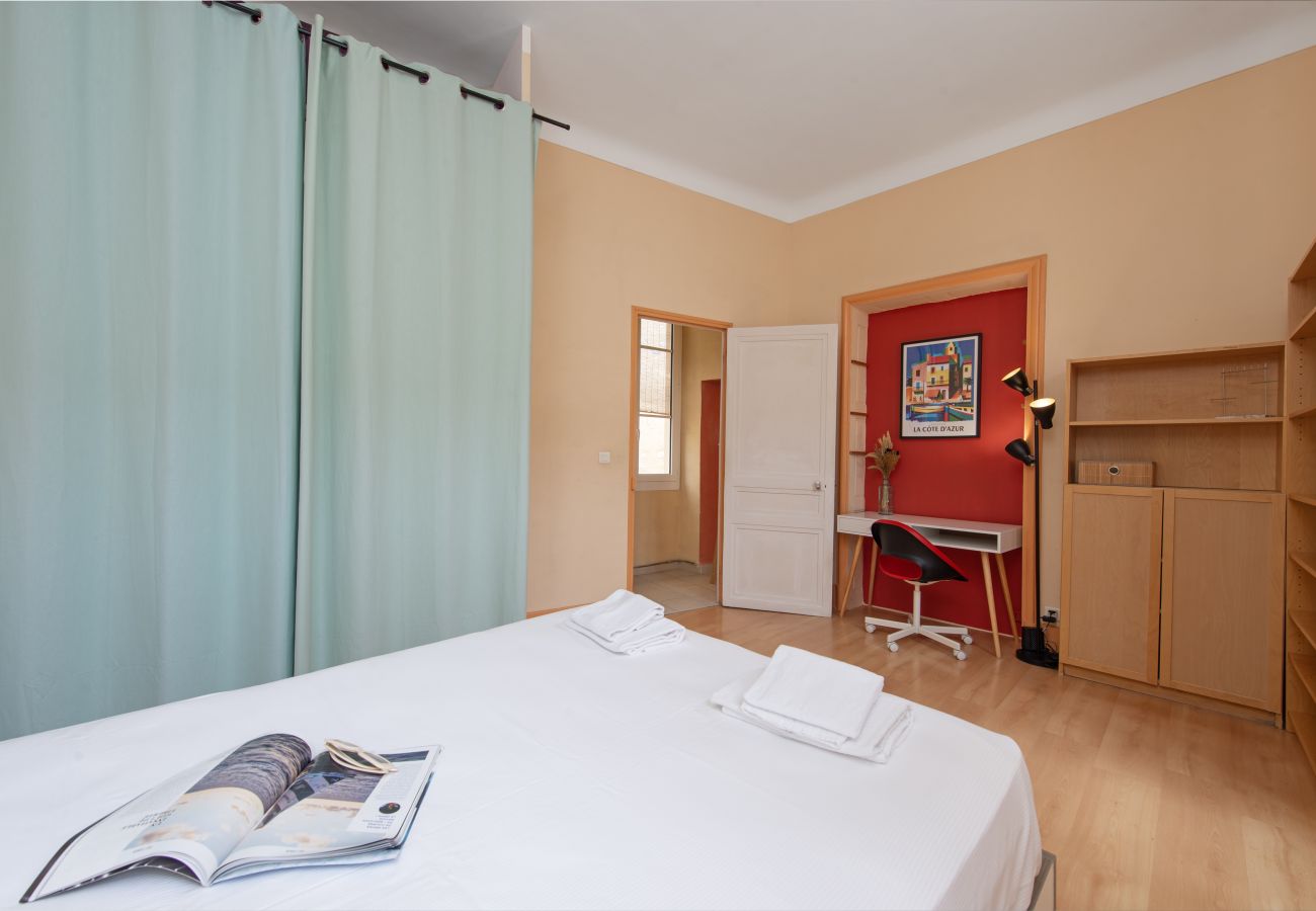 Apartment in Menton - 80 - Rue de Brea