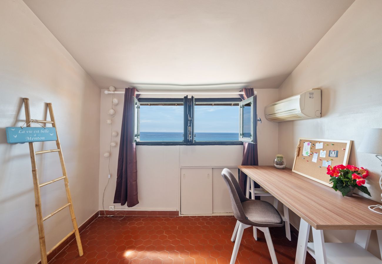 Apartment in Menton - 87-Rue du Jonquier
