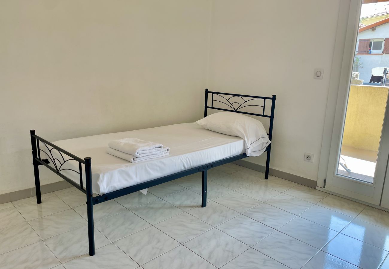 Villa in Roquebrune-Cap-Martin - 83-Maisonette de la paix