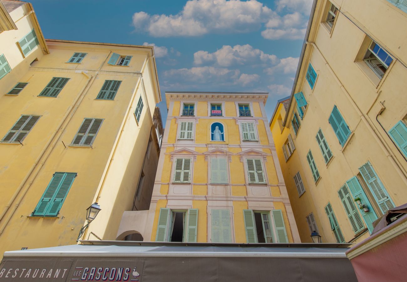 Apartment in Menton - 79-Place du cap