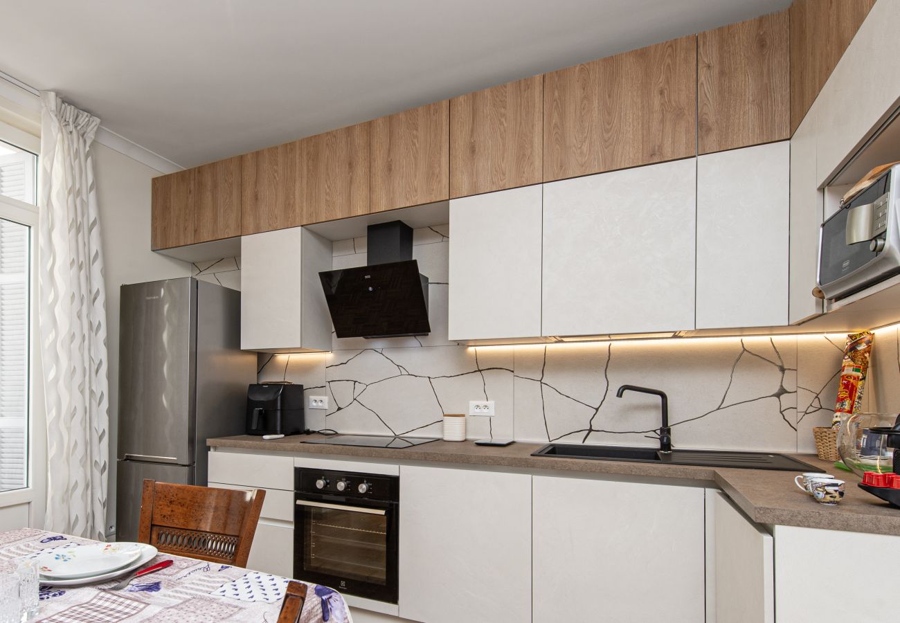 Apartment in Menton - 23-Henry Benett