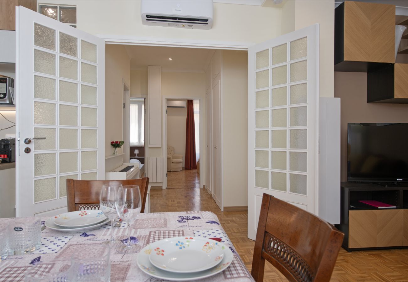 Apartment in Menton - 23-Henry Benett