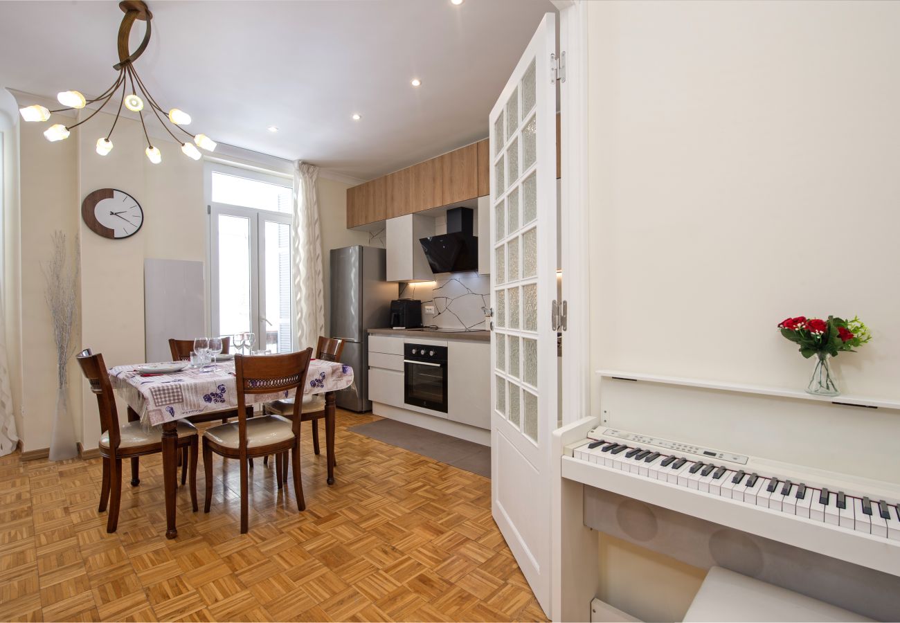 Apartment in Menton - 23-Henry Benett