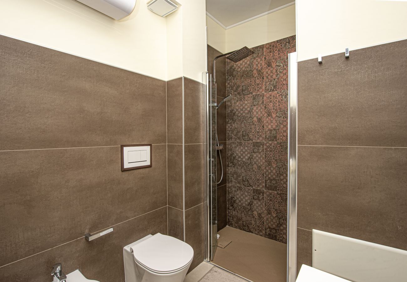 Apartment in Menton - 23-Henry Benett