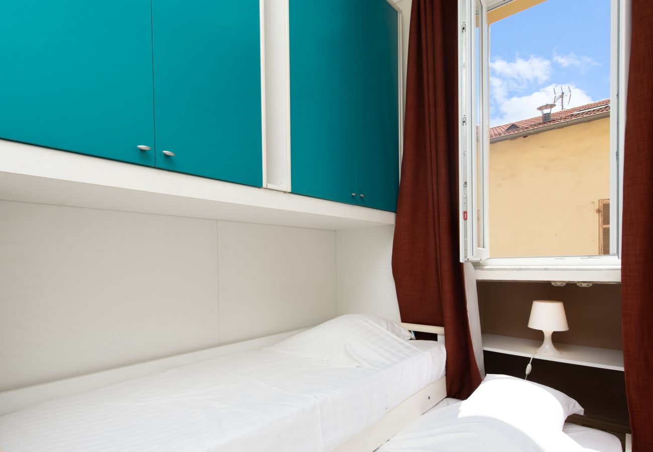 Apartment in Menton - 23-Henry Benett