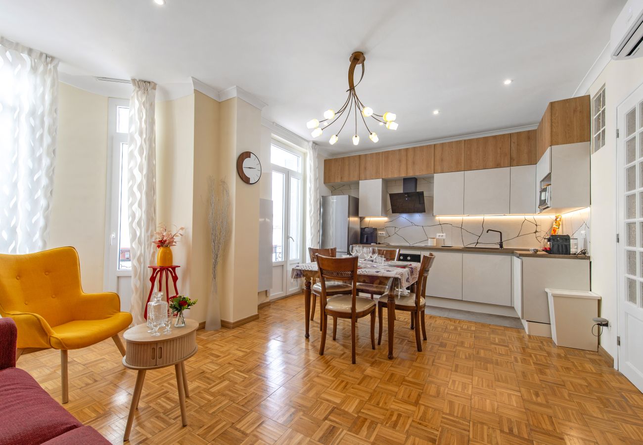 Apartment in Menton - 23-Henry Benett