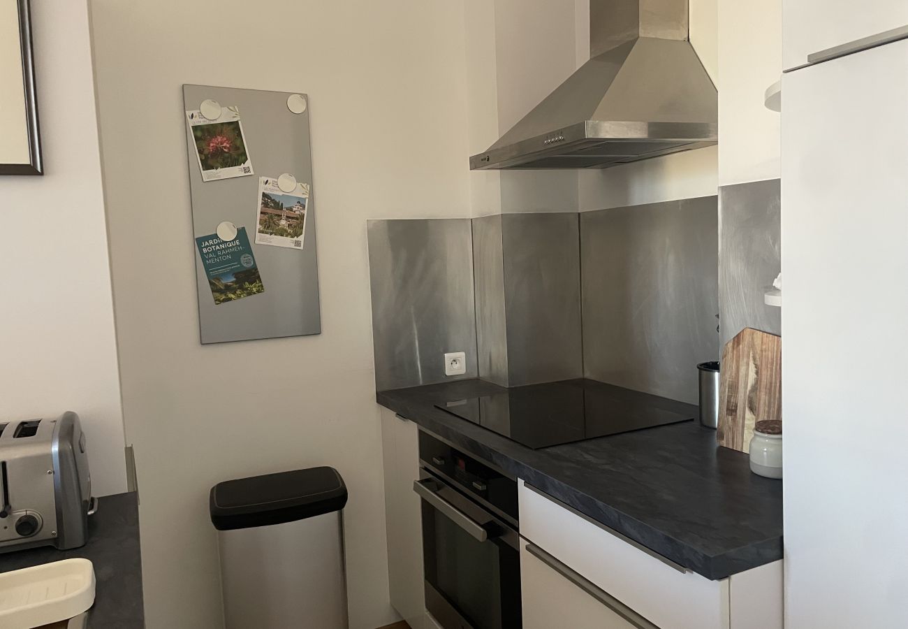 Apartment in Menton - 65 - Rue du Louvre