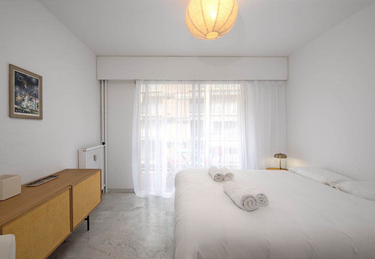 Apartment in Roquebrune-Cap-Martin - 58 - Jardin bord du mer Apartment in Roquebrune-Cap-Martin - 58 - Jardin bord du mer