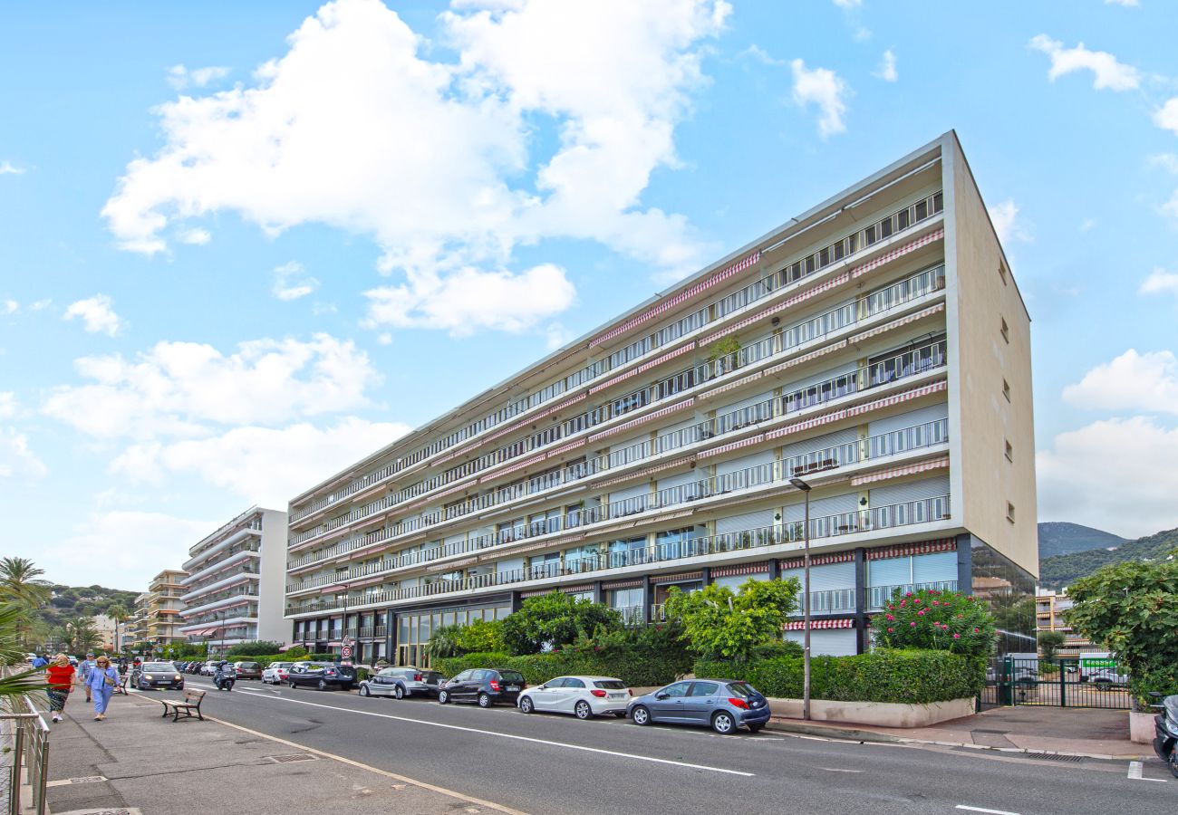 Apartment in Roquebrune-Cap-Martin - 58 - Jardin bord du mer Apartment in Roquebrune-Cap-Martin - 58 - Jardin bord du mer