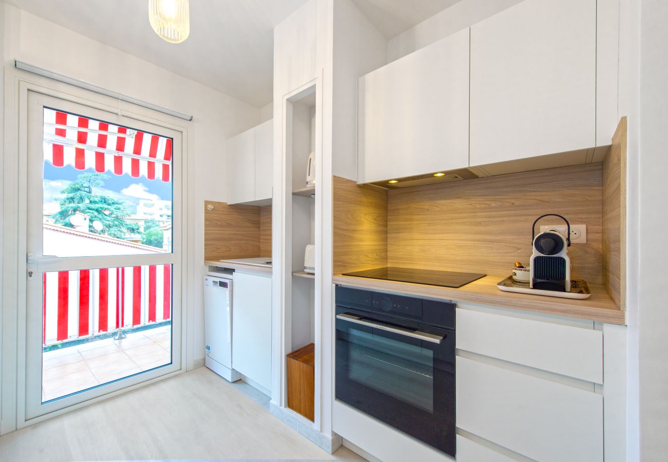 Apartment in Roquebrune-Cap-Martin - 58 - Jardin bord du mer Apartment in Roquebrune-Cap-Martin - 58 - Jardin bord du mer