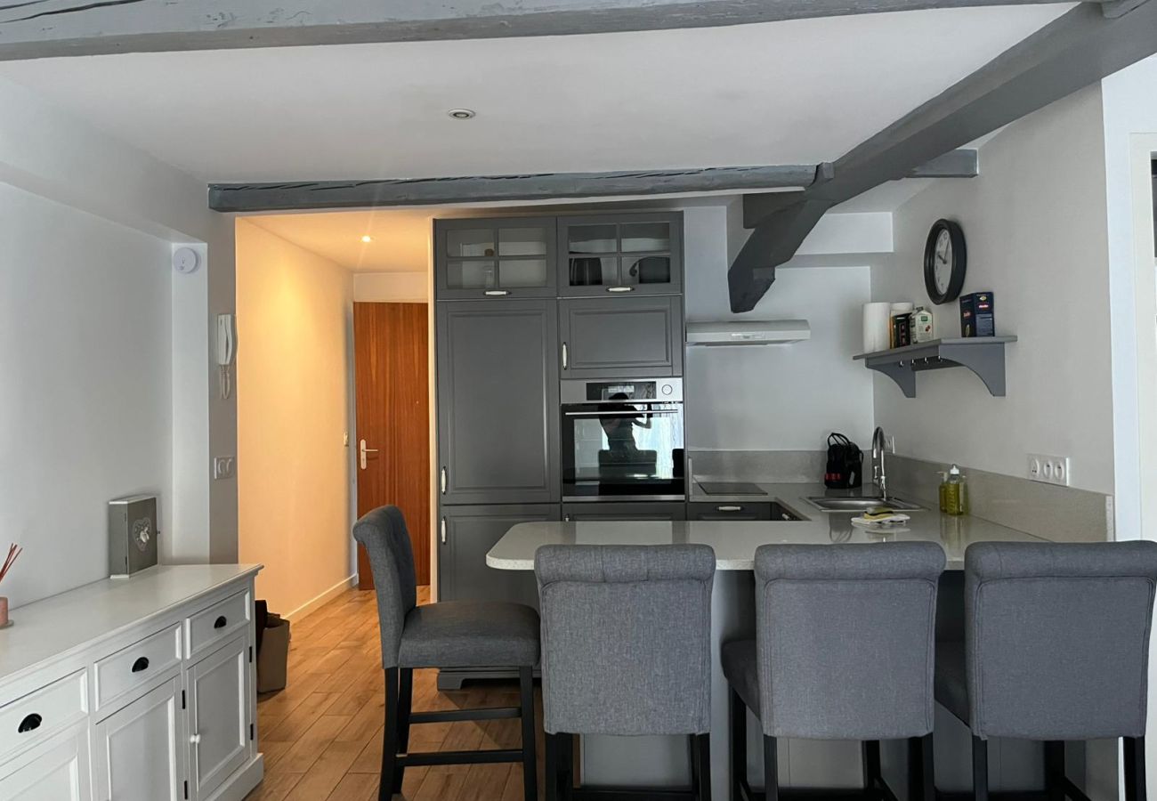 Apartment in Menton - 104 - Garavan Palace 2