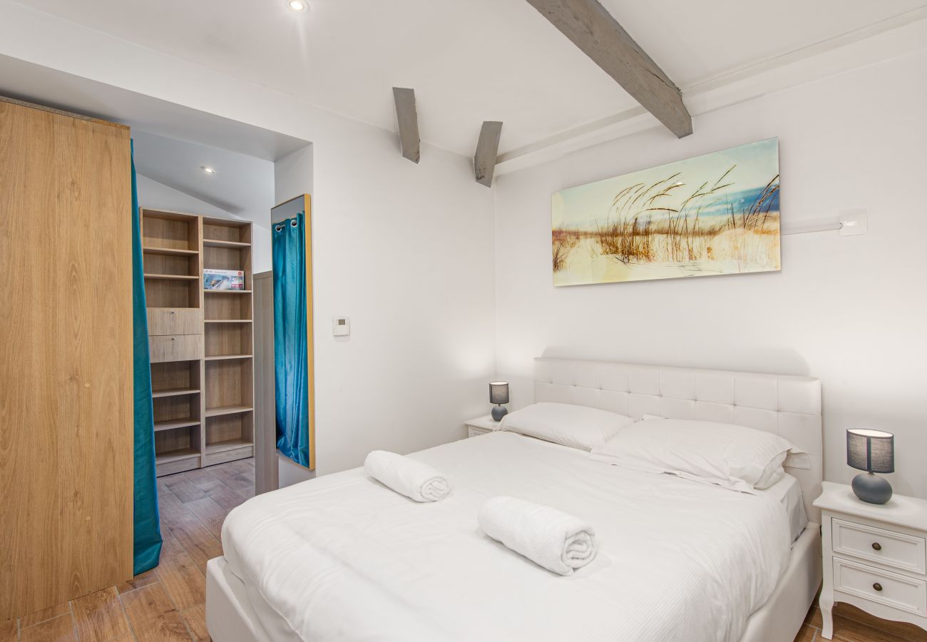 Apartment in Menton - 104 - Garavan Palace 2