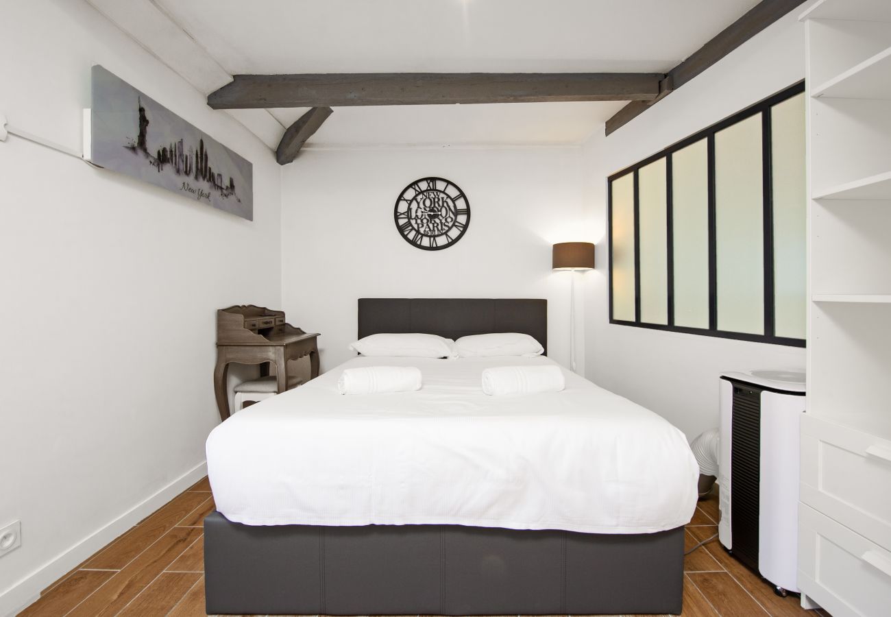 Apartment in Menton - 104 - Garavan Palace 2