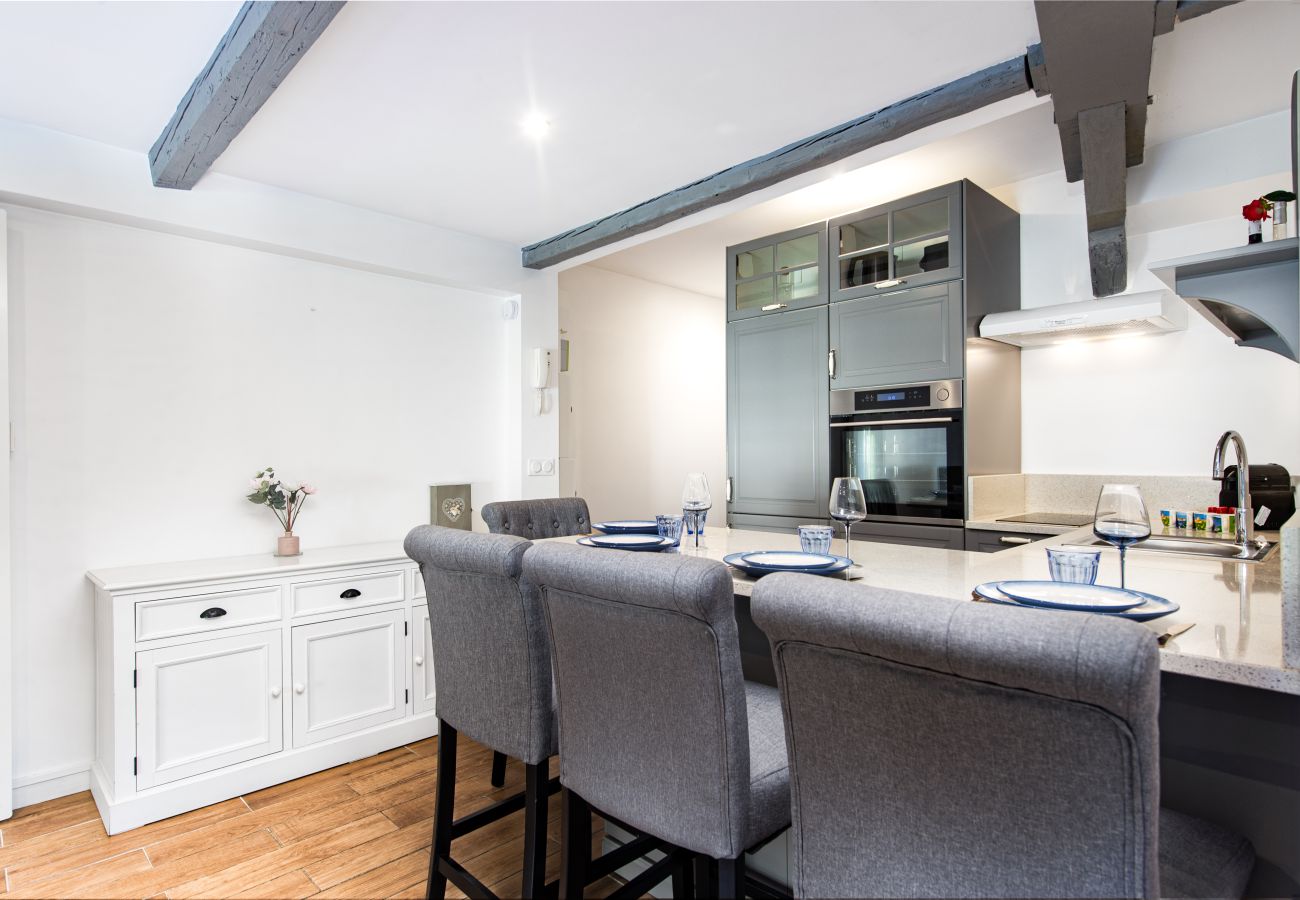 Apartment in Menton - 104 - Garavan Palace 2