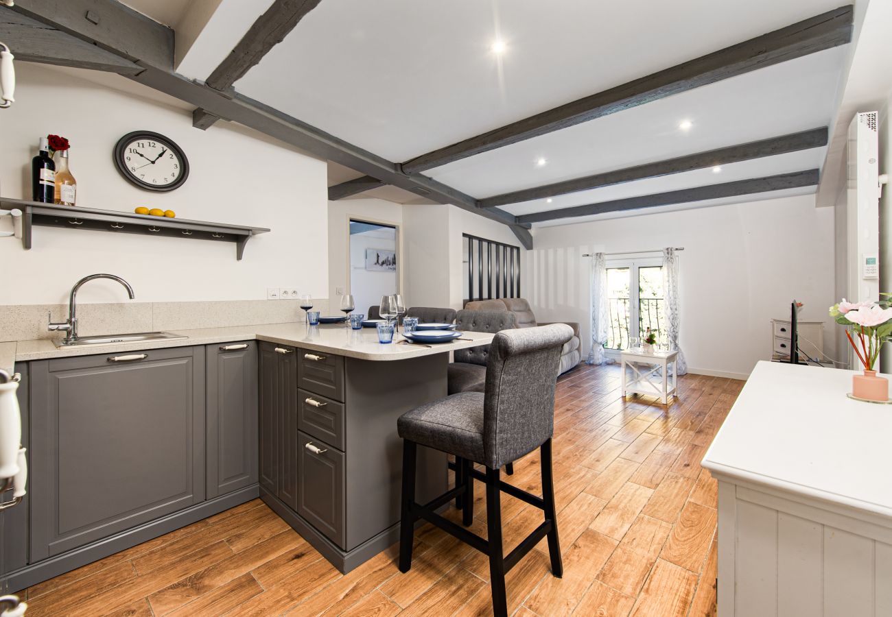 Apartment in Menton - 104 - Garavan Palace 2