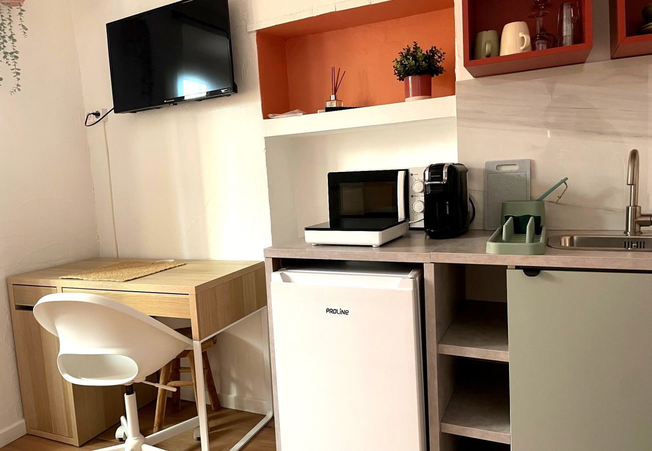 Studio in Menton - 115-Casa Mila