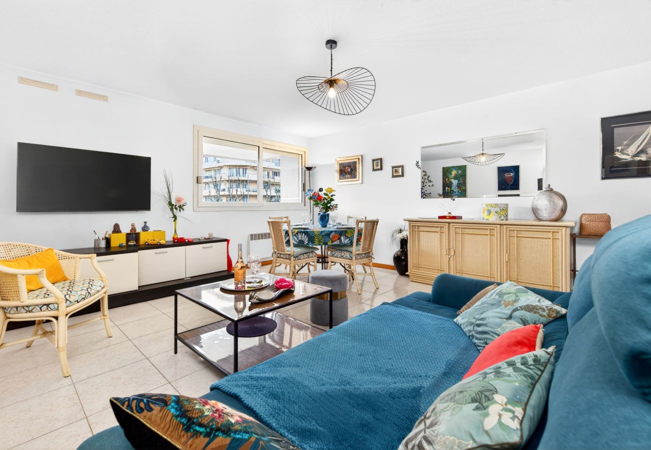 Apartment in Menton - 122-Le royal Monceau