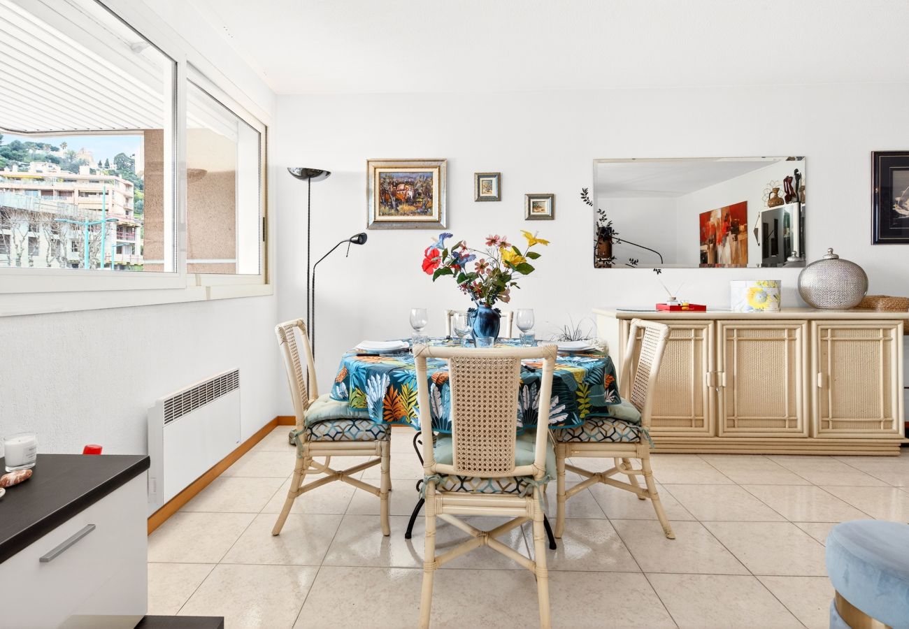 Apartment in Menton - 122-Le royal Monceau