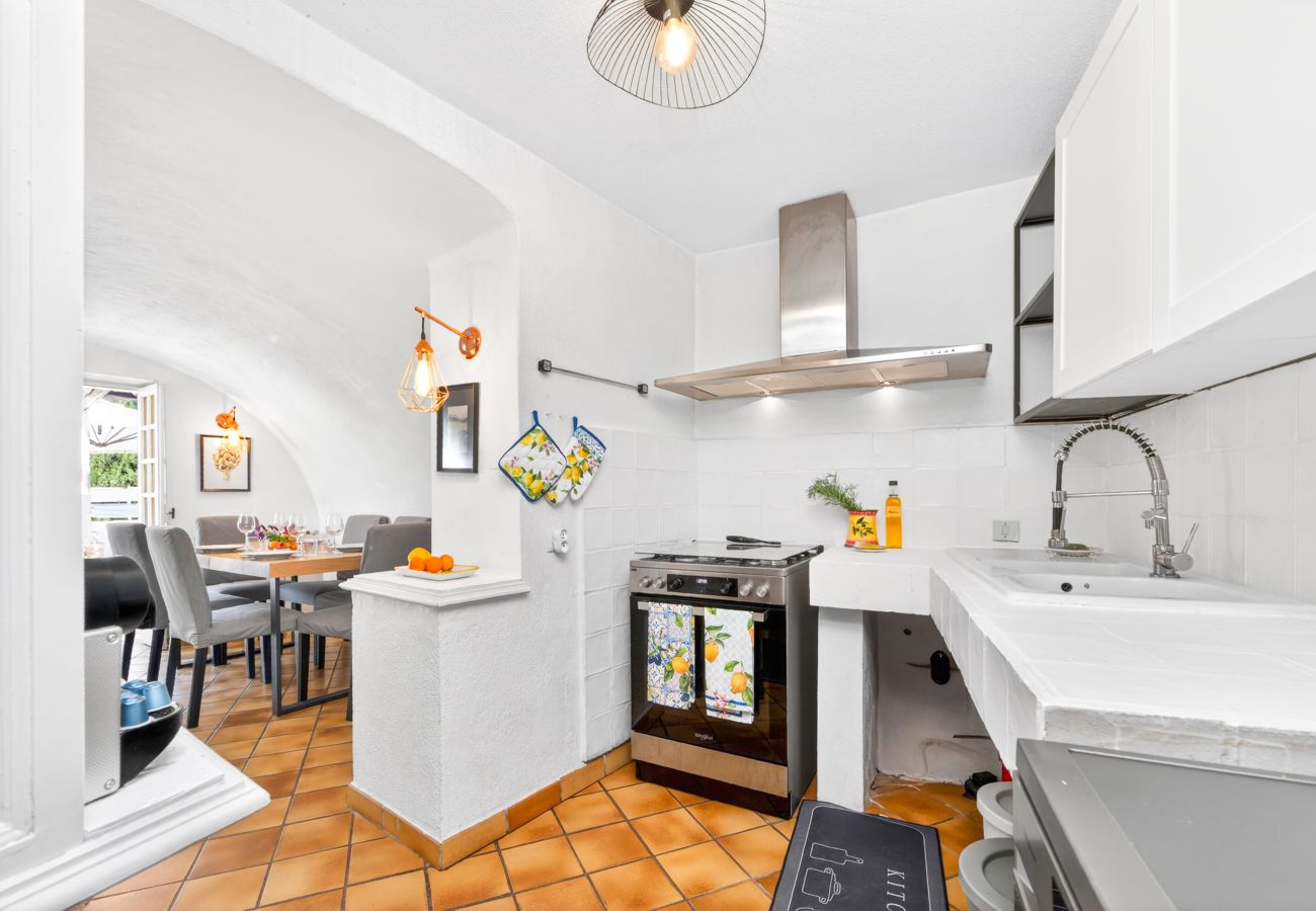 House in Menton - 135 - acacias 2
