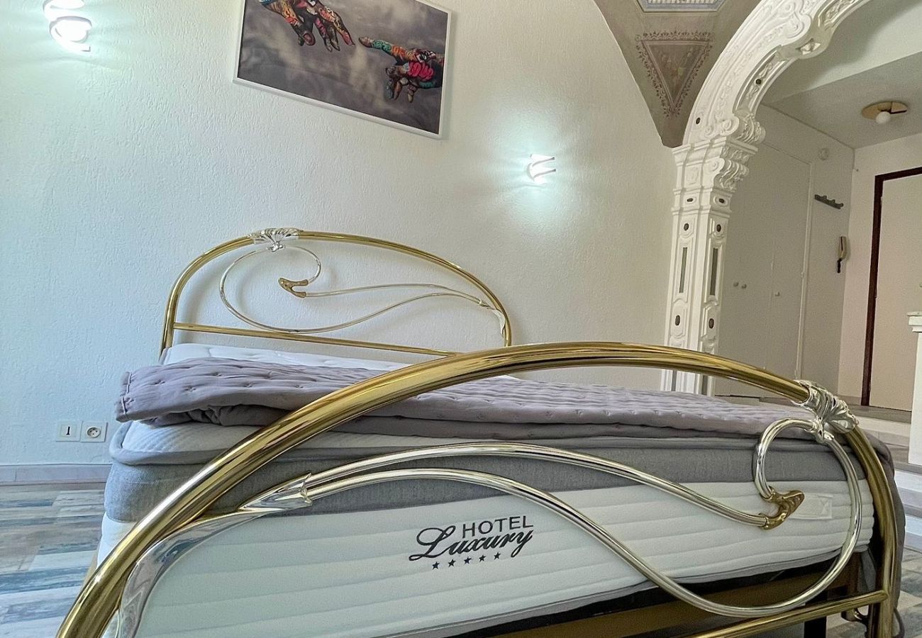 Studio in Menton - 120-Rue des logettes