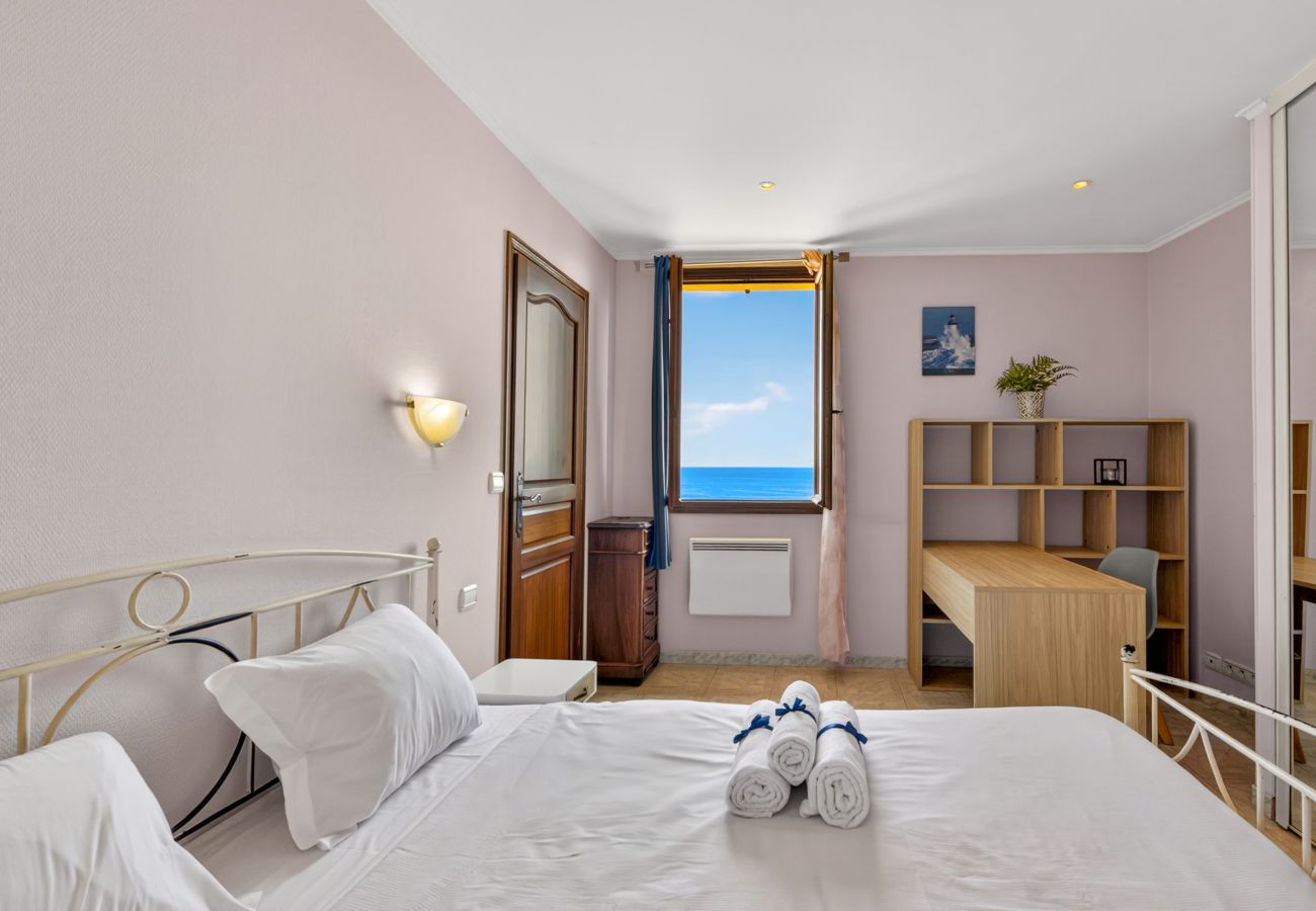 Apartment in Menton - 110 - souvenir