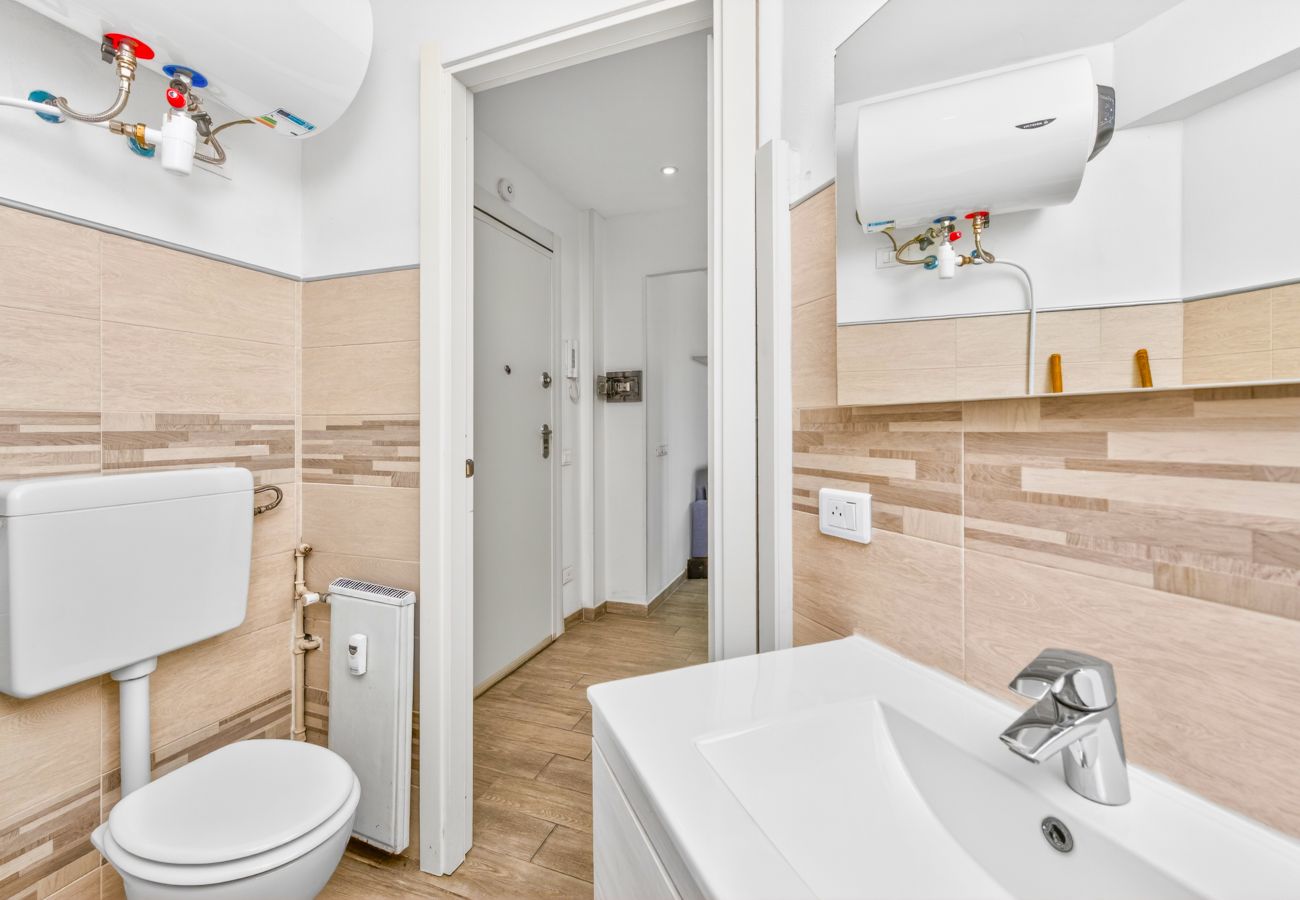 Apartment in Menton - 126- La Piscine